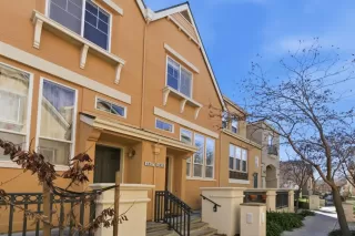 Photo #2: ML82031033 Listing 