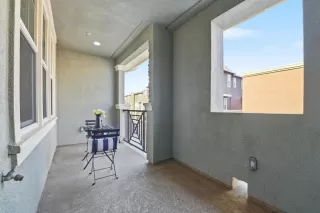 Photo #4: ML82031099 Listing