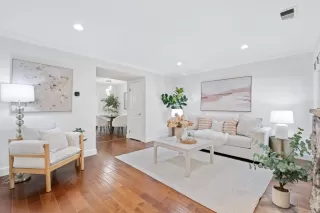 Photo #2: ML82031107 Listing 