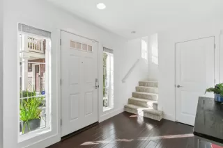 Photo #4: ML82031127 Listing