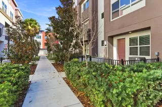 Photo #5: ML82031136 Listing