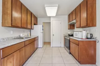 Photo #6: ML82031158 Listing