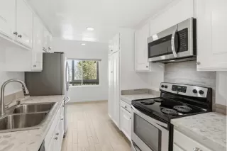 Photo #6: ML82031164 Listing 