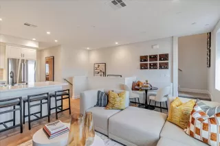 Photo #3: ML82031183 Listing 