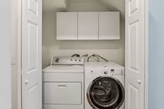 Photo #5: ML82031207 Listing 