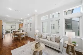 Photo #1: ML82031252 Listing 