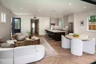 Photo #5: ML82031269 Listing 