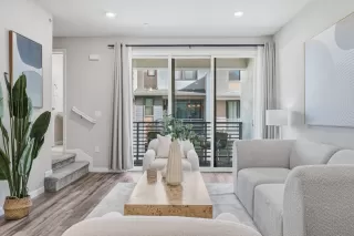 Photo #2: ML82031273 Listing 