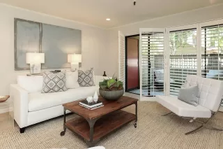 Photo #3: ML82031276 Listing 