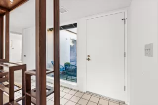 Photo #3: ML82031328 Listing 