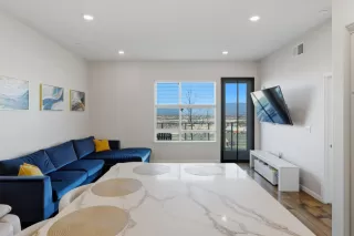 Photo #4: ML82031346 Listing 