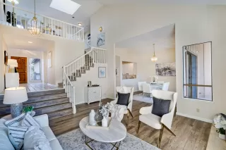 Photo #6: ML82031372 Listing 