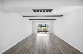 Photo #3: ML82031373 Listing 