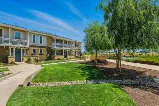 Photo #4: ML82031384 Listing 