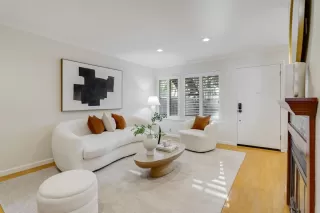 Photo #2: ML82031390 Listing 