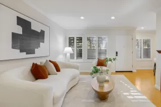 Photo #3: ML82031390 Listing 