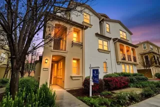 Photo #2: ML82031428 Listing 