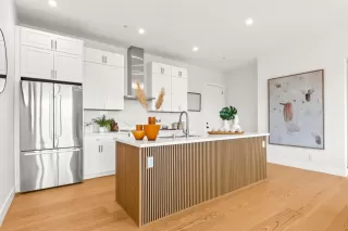 Photo #4: ML82031447 Listing