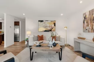 Photo #4: ML82031502 Listing