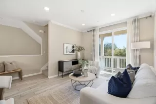 Photo #6: ML82031539 Listing