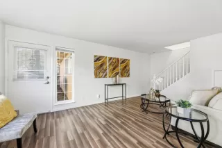 Photo #6: ML82031569 Listing 