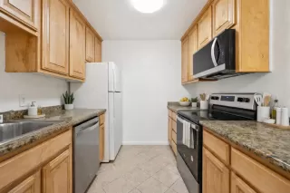 Photo #6: ML82031585 Listing 