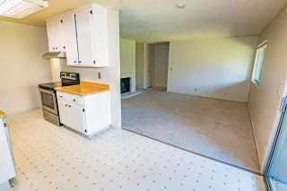 Photo #5: ML82031592 Listing 