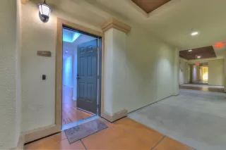 Photo #6: ML82031600 Listing