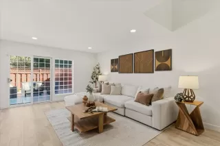 Photo #4: ML82031621 Listing 