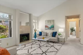 Photo #4: ML82031660 Listing 