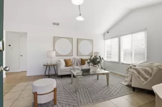 Photo #2: ML82031676 Listing 