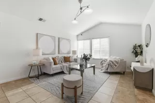 Photo #3: ML82031676 Listing 