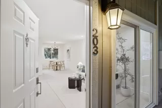 Photo #4: ML82031682 Listing 