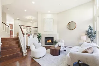 Photo #2: ML82031728 Listing 