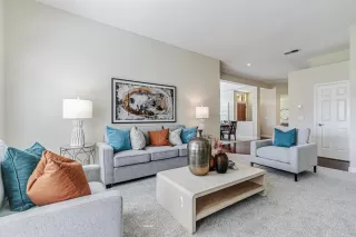 Photo #4: ML82031744 Listing 