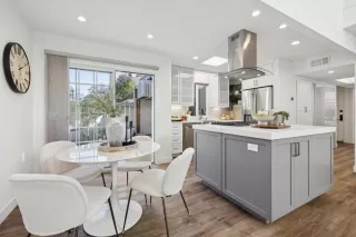 Photo #1: ML82031761 Listing 