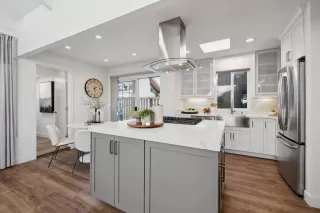 Photo #2: ML82031761 Listing 