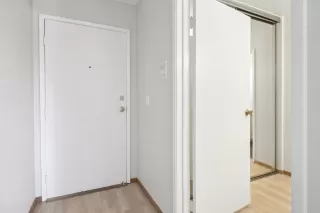 Photo #5: ML82031788 Listing 