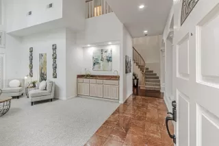 Photo #4: ML82031791 Listing 