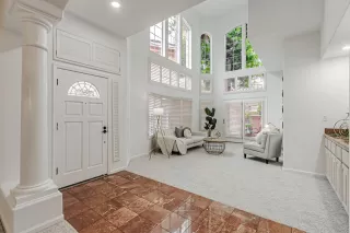 Photo #5: ML82031791 Listing 