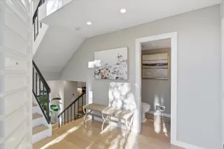 Photo #6: ML82031867 Listing 