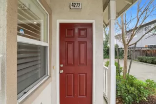 Photo #4: ML82031880 Listing