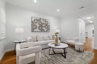 Photo #6: ML82031880 Listing