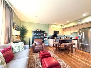 Photo #4: ML82031881 Listing 