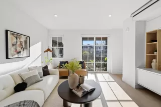 Photo #6: ML82031891 Listing 