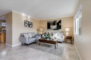 Photo #3: ML82031910 Listing 