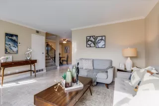 Photo #6: ML82031910 Listing 