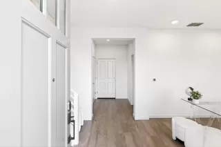 Photo #2: ML82031921 Listing 