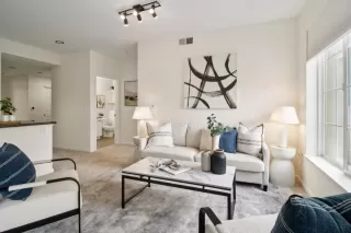 Photo #5: ML82031958 Listing 