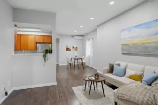 Photo #6: ML82031966 Listing 